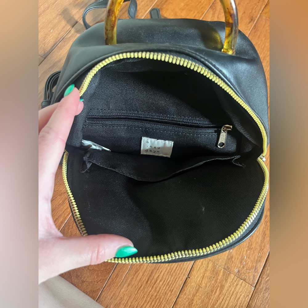 Black Mini Backpack With Tortoiseshell Handle - image 4